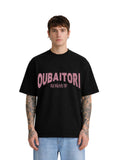 Model wearing Oubaitori Blk black boxy fit T-shirt with pink front graphic